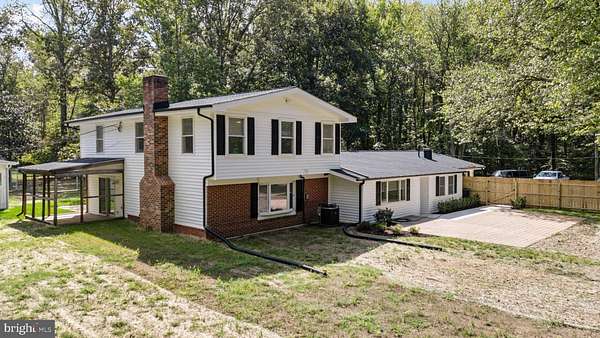 15.1 Acres of Land with Home for Sale in Upper Marlboro, Maryland