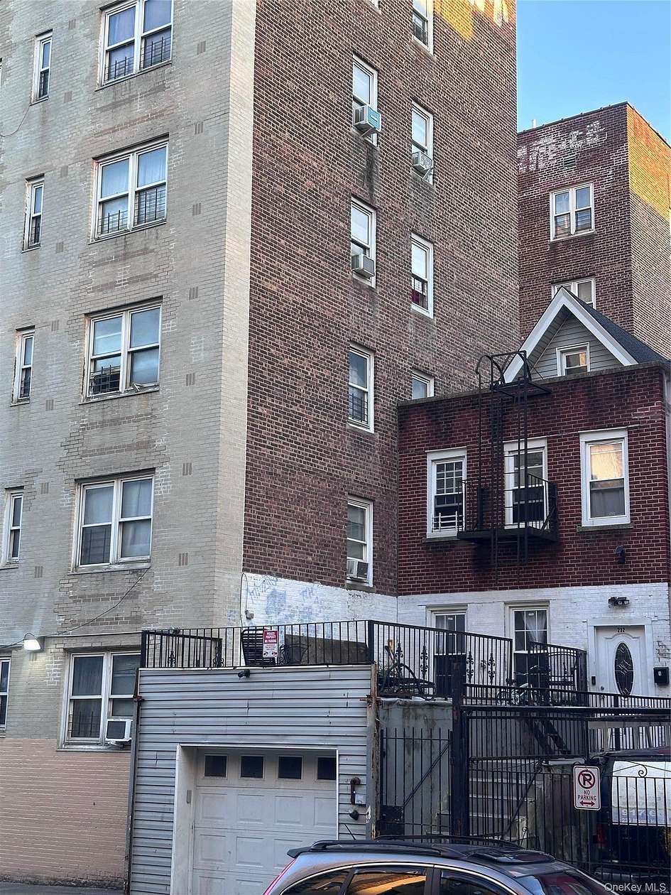 0.05 Acres of Residential Land for Sale in Bronx, New York