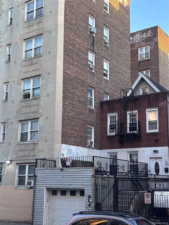 0.05 Acres of Residential Land for Sale in Bronx, New York