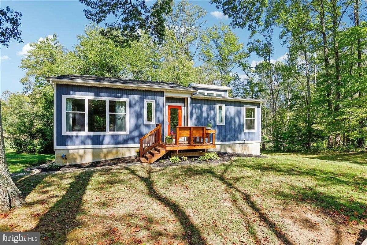 11.3 Acres of Land with Home for Sale in Davidsonville, Maryland