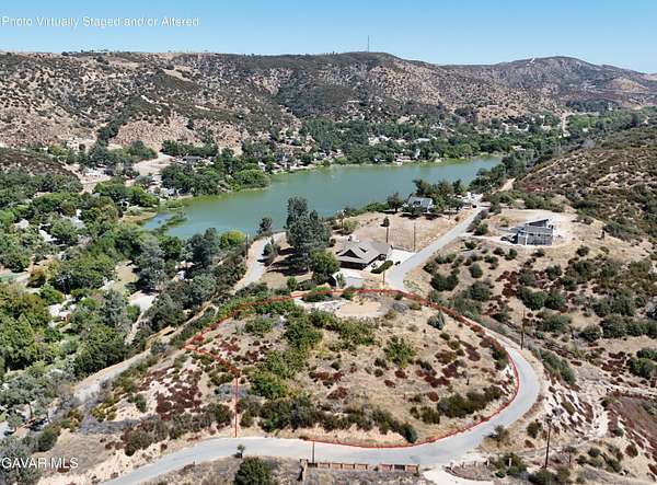 1.39 Acres of Residential Land for Sale in Lake Hughes, California