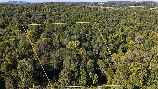 5 Acres of Residential Land for Sale in Sweetwater, Tennessee