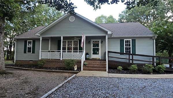 2 Acres of Land with Home for Sale in Amelia Court House, Virginia