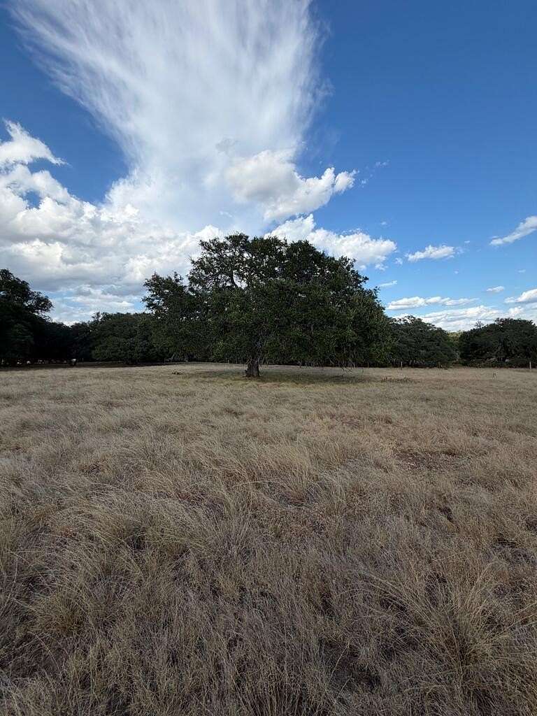 28 Acres of Land for Sale in Stonewall, Texas