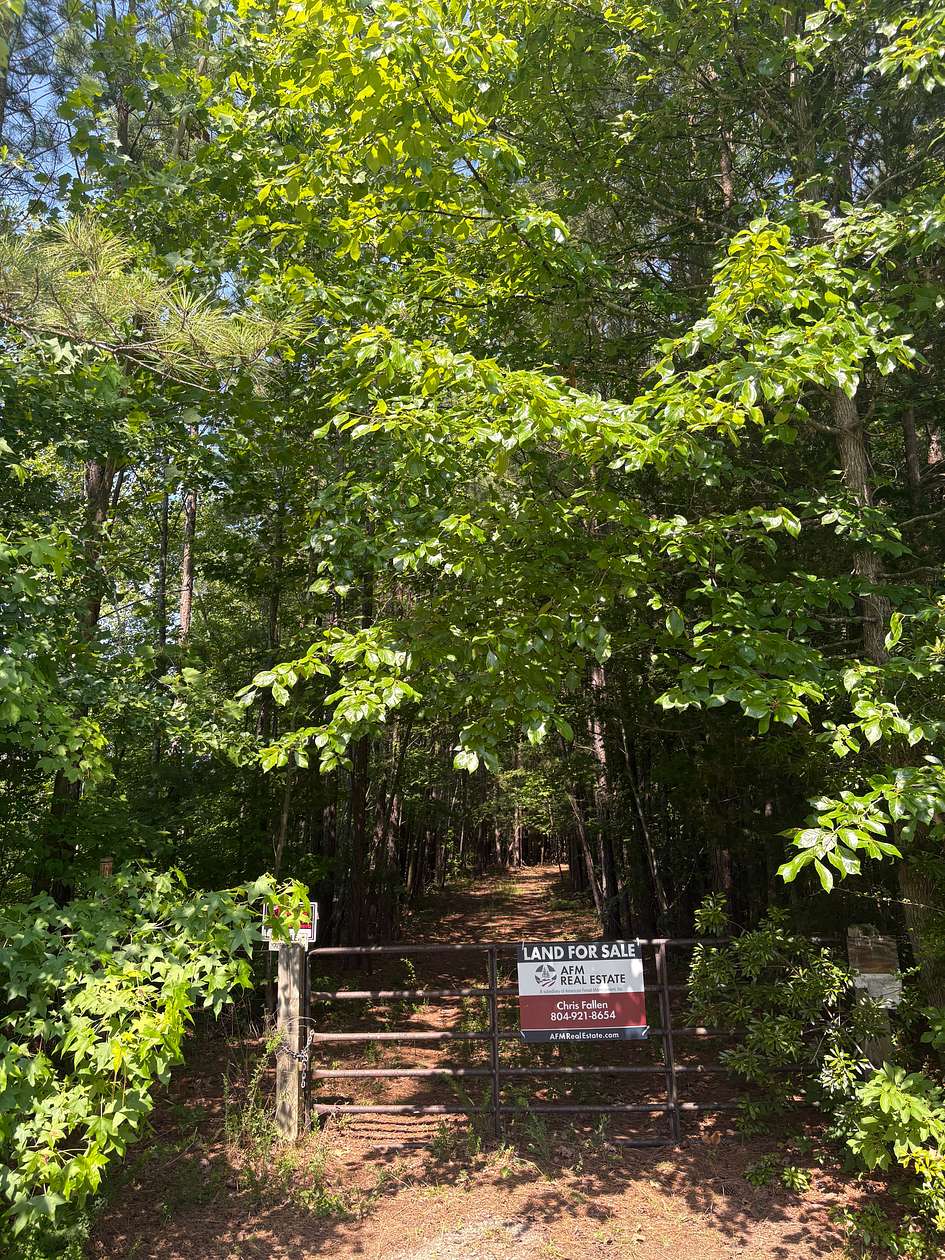 23 Acres of Land for Sale in Macon, Virginia