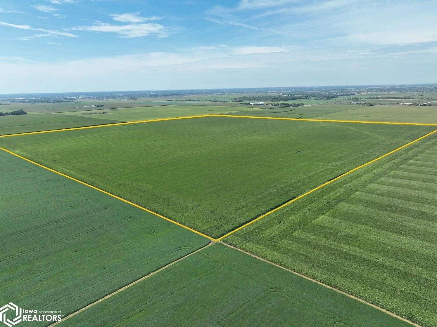 160 Acres of Agricultural Land for Sale in Marion, Iowa