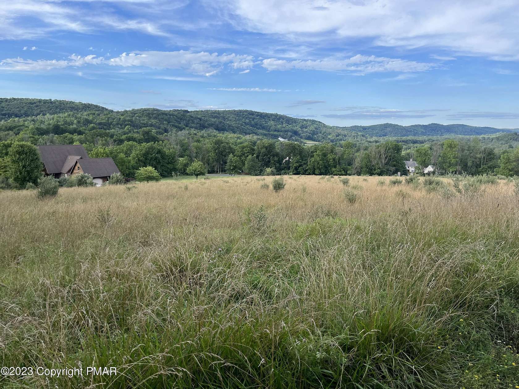 4 Acres of Residential Land for Sale in Stroudsburg, Pennsylvania