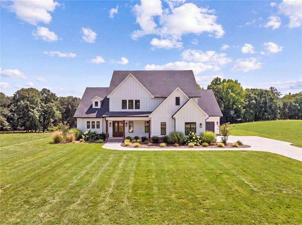 2.56 Acres of Land with Home for Sale in Loganville, Georgia