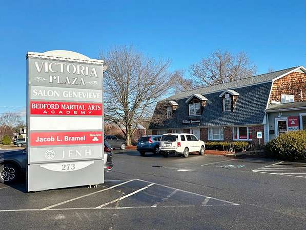 2.8 Acres of Commercial Land for Lease in Bedford, New Hampshire