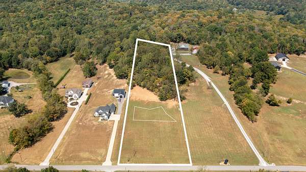7.9 Acres of Residential Land for Sale in Watertown, Tennessee