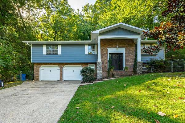 2.4 Acres of Land with Home for Sale in Hixson, Tennessee
