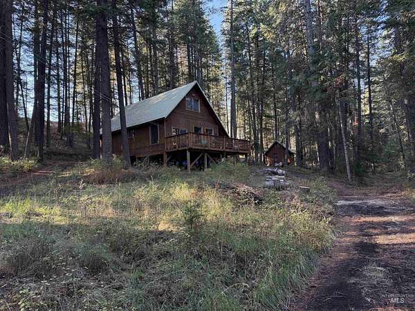 2.43 Acres of Land with Home for Sale in Anatone, Washington