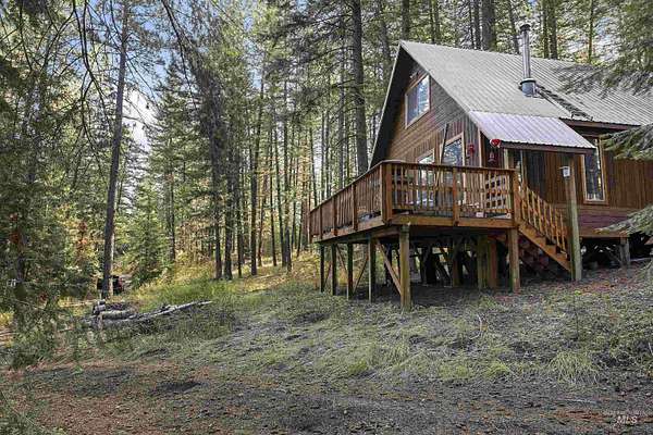 2.43 Acres of Land with Home for Sale in Anatone, Washington