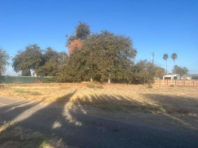 0.66 Acres of Residential Land for Sale in Firebaugh, California