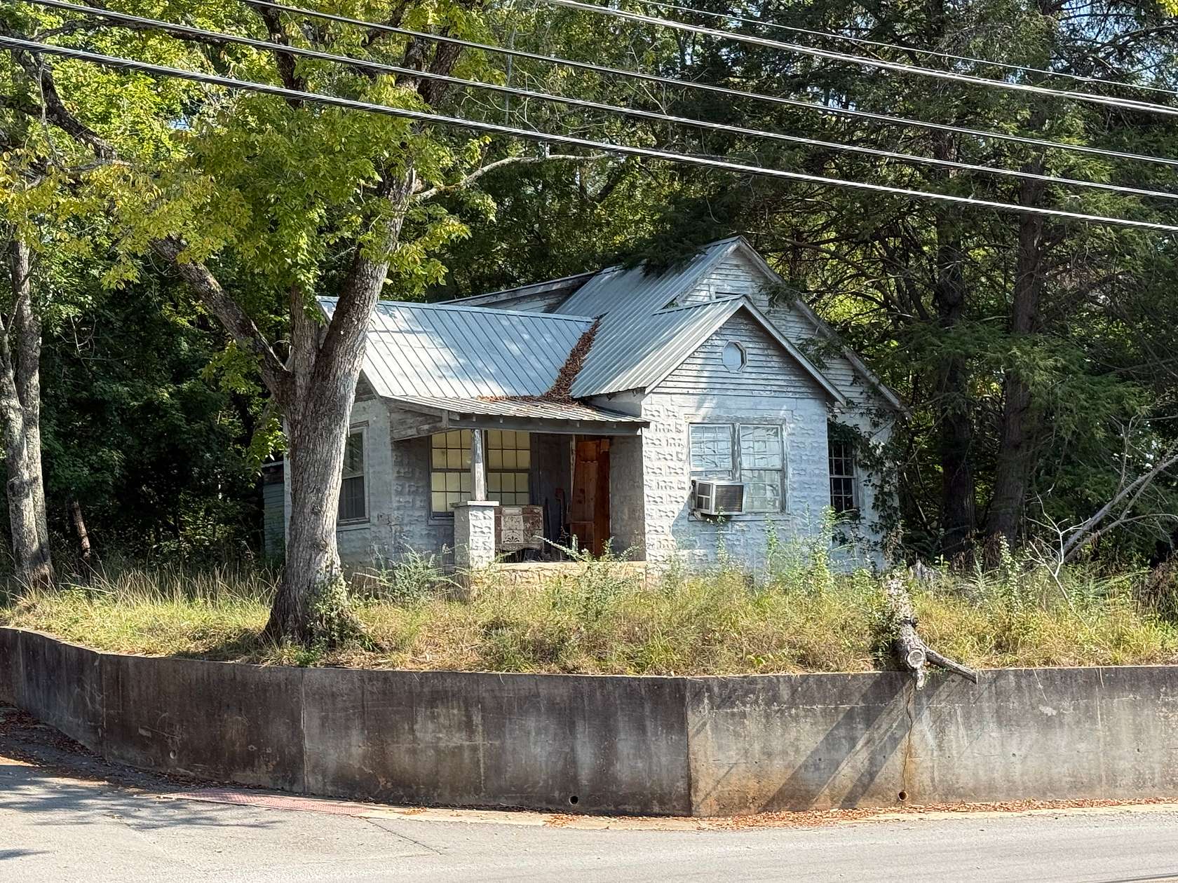 0.8 Acres of Residential Land for Sale in Albany, Kentucky