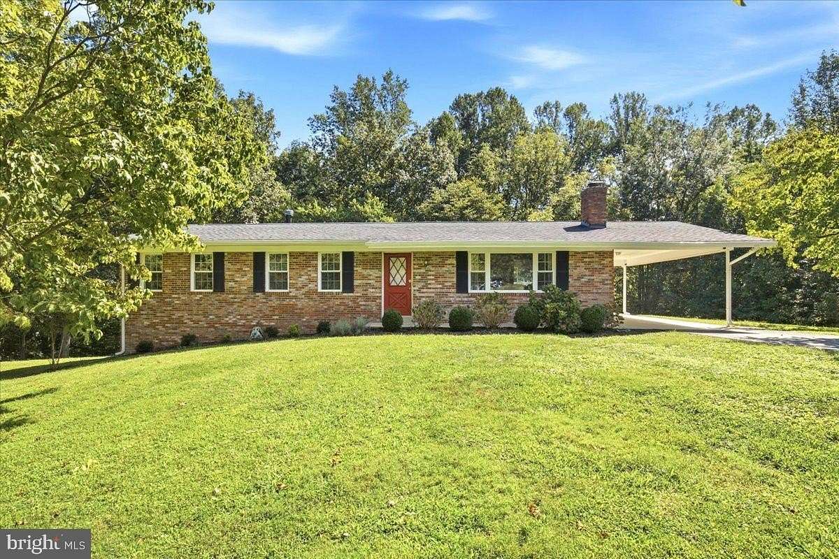 3 Acres of Land with Home for Sale in Huntingtown, Maryland