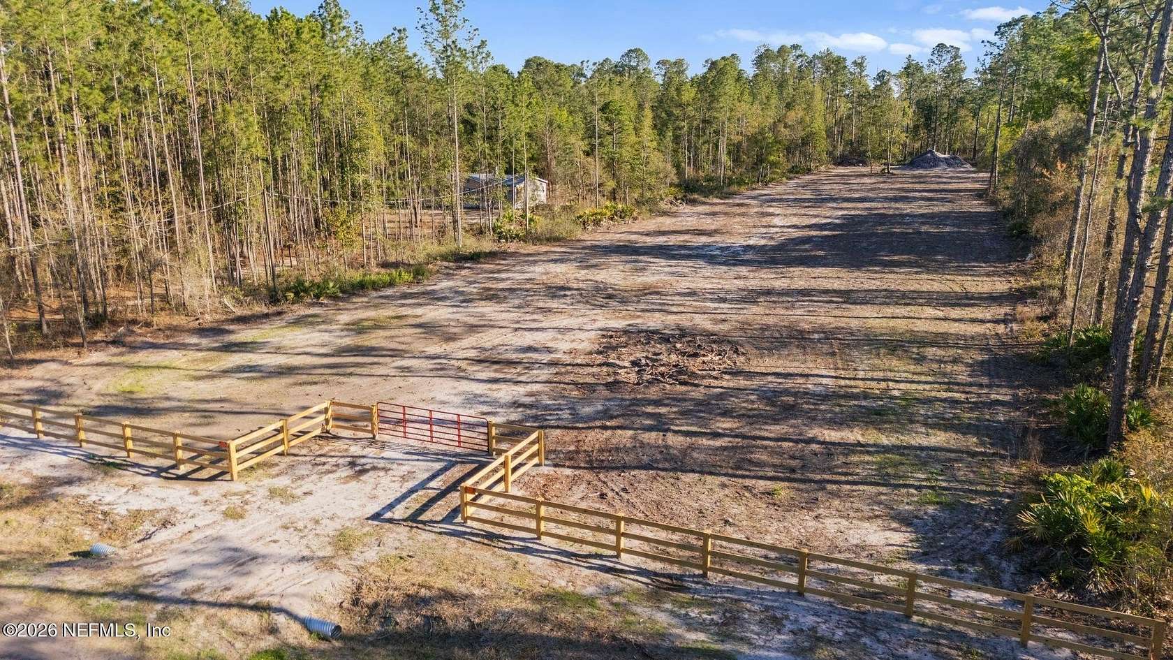 2.33 Acres of Residential Land for Sale in Jacksonville, Florida