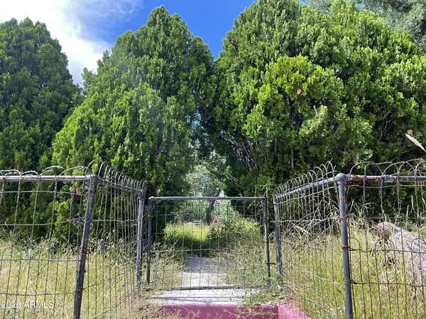 0.09 Acres of Residential Land for Sale in Bisbee, Arizona