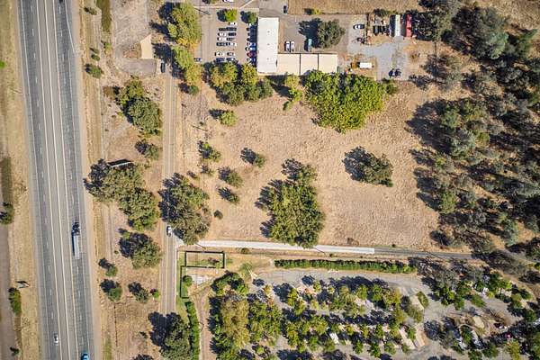 4 Acres of Commercial Land for Sale in Redding, California