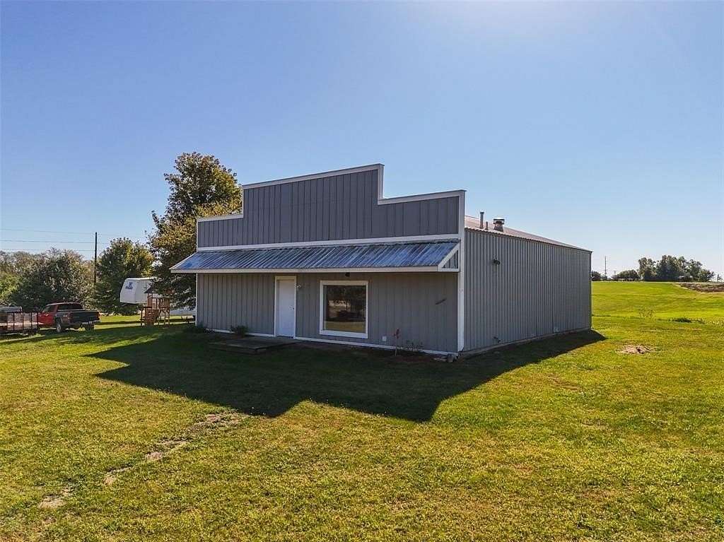 2 Acres of Residential Land for Sale in Indianola, Iowa