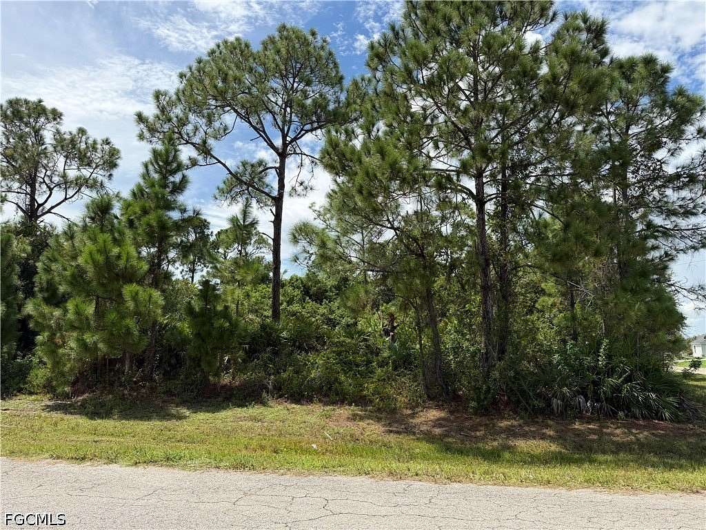 0.63 Acres of Residential Land for Sale in LaBelle, Florida