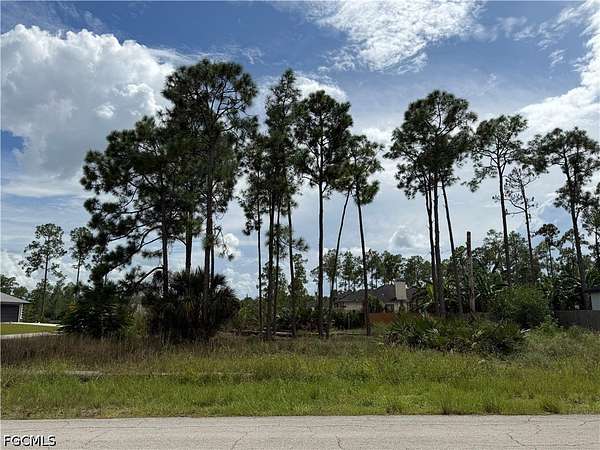 0.25 Acres of Residential Land for Sale in Lehigh Acres, Florida