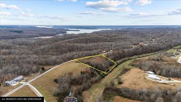 3.3 Acres of Residential Land for Sale in Waverly, Tennessee