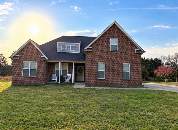 1.88 Acres of Land with Home for Sale in Lascassas, Tennessee