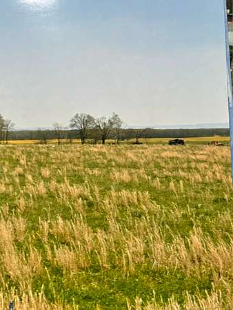 8 Acres of Residential Land for Sale in Manchester, Tennessee