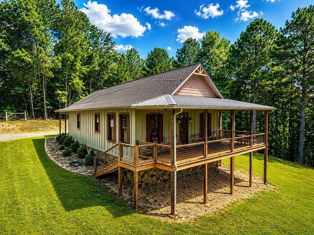 3.57 Acres of Land with Home for Sale in Copperhill, Tennessee