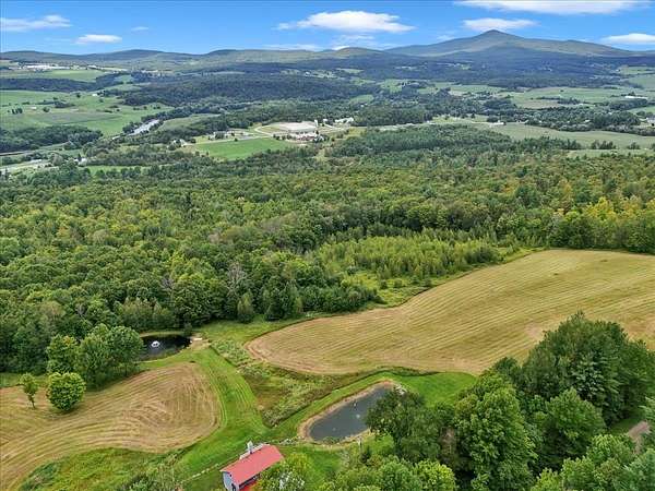 4.1 Acres of Residential Land for Sale in Richford, Vermont