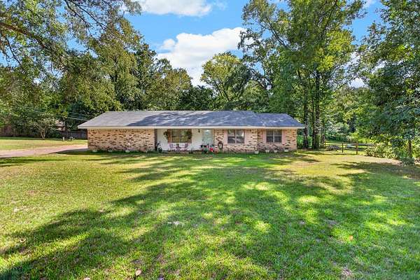 2.18 Acres of Land with Home for Sale in Lufkin, Texas