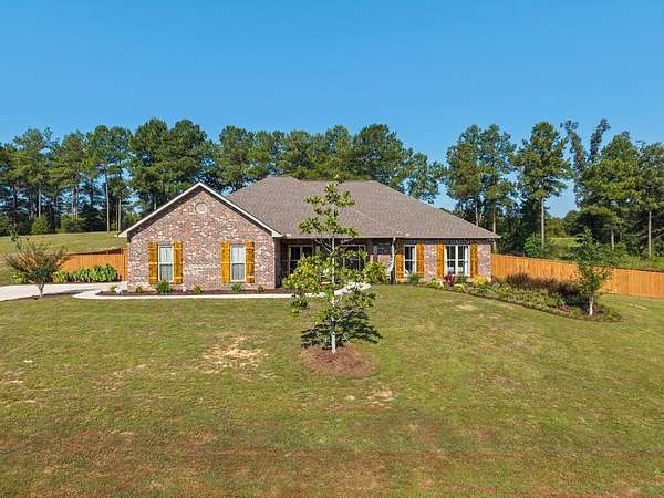 1.57 Acres of Land with Home for Sale in Ellisville, Mississippi