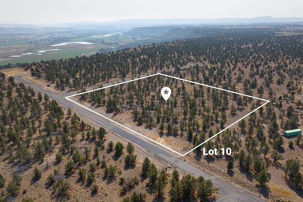 5.7 Acres of Residential Land for Sale in Prineville, Oregon