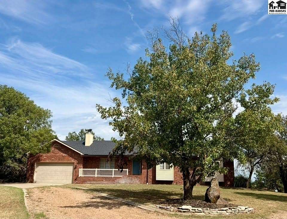 13.7 Acres of Land with Home for Sale in Hutchinson, Kansas