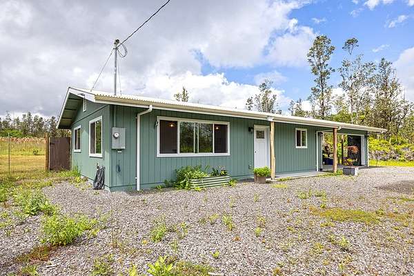 3 Acres of Land with Home for Sale in Mountain View, Hawaii