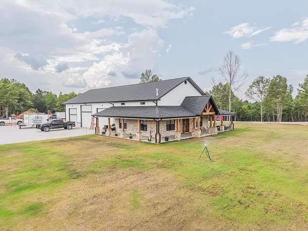 15 Acres of Recreational Land with Home for Sale in Tishomingo, Mississippi