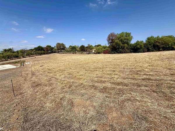 1 Acre of Residential Land for Sale in Fallbrook, California