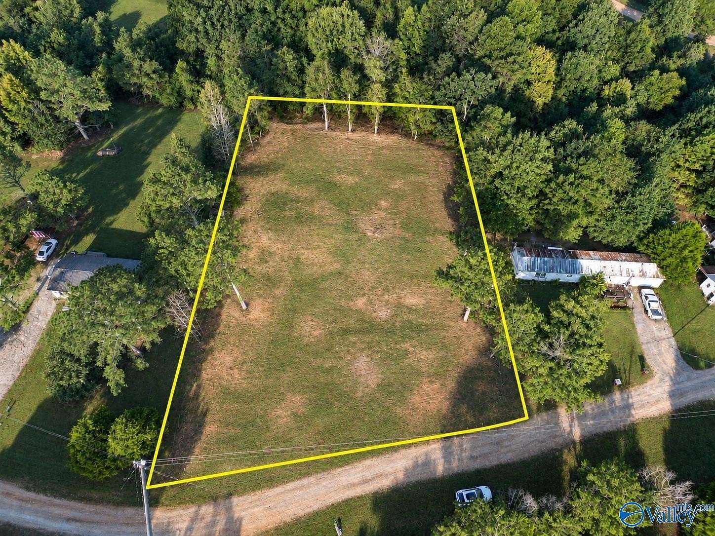 1 Acre of Residential Land for Sale in Elkmont, Alabama
