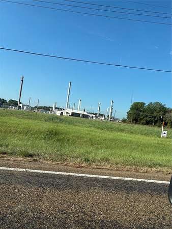 3 Acres of Commercial Land for Lease in Waskom, Texas