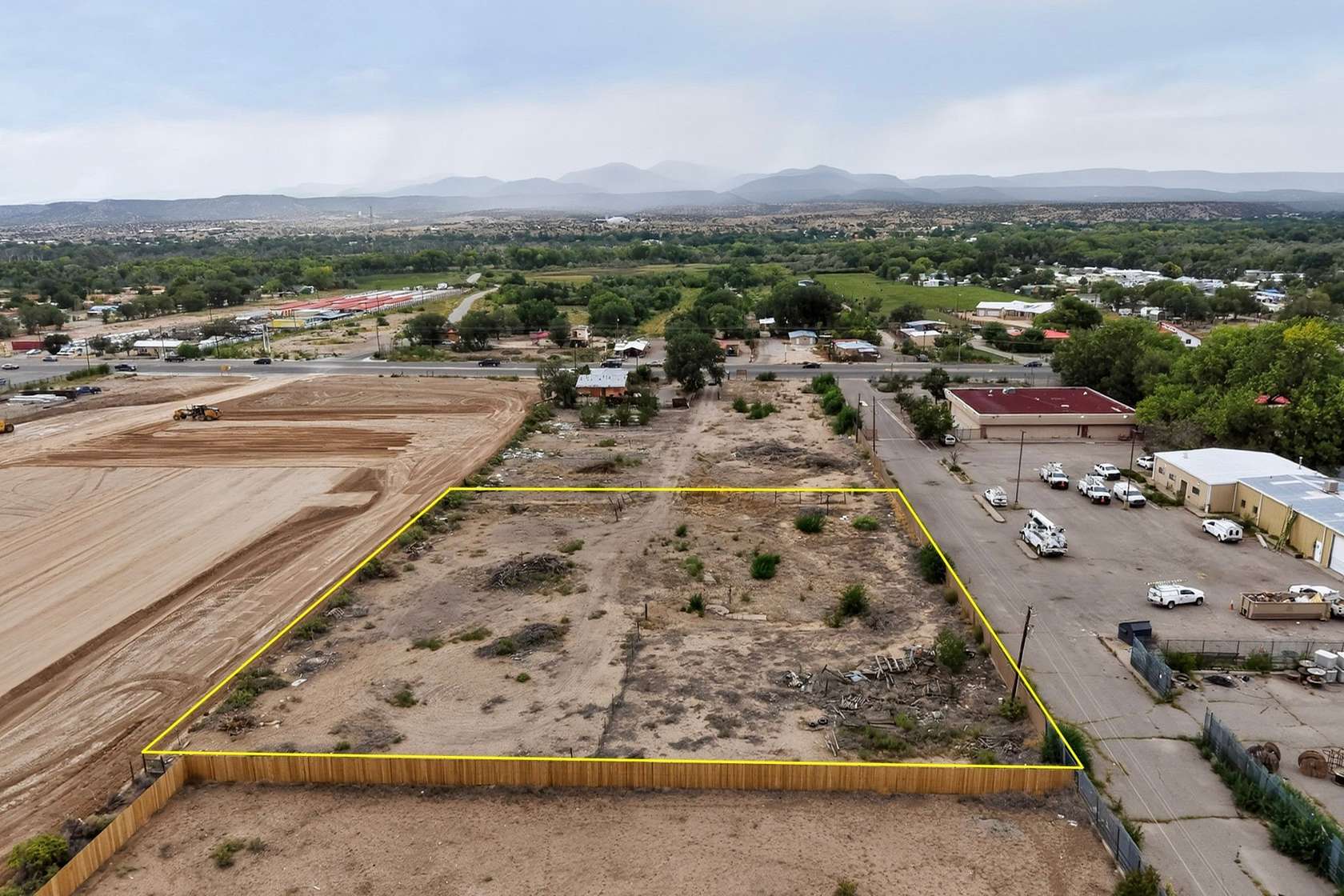 0.99 Acres of Commercial Land for Sale in Española, New Mexico