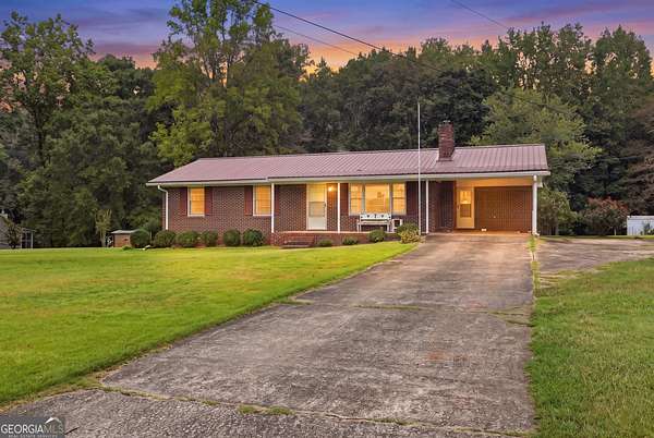 3 Acres of Land with Home for Sale in Toccoa, Georgia