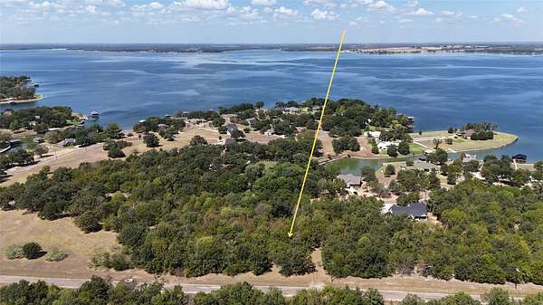 0.5 Acres of Residential Land for Sale in Streetman, Texas