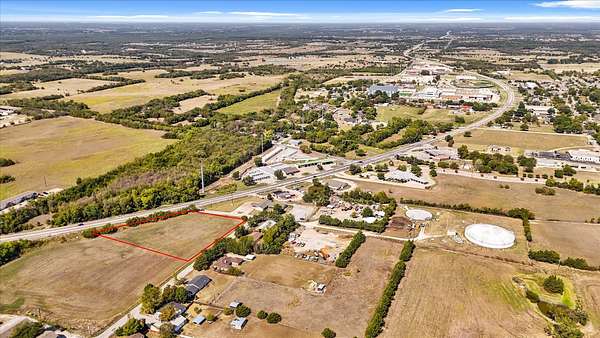 1.64 Acres of Commercial Land for Sale in Farmersville, Texas