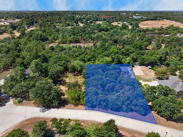 1 Acre of Residential Land for Sale in Choctaw, Oklahoma