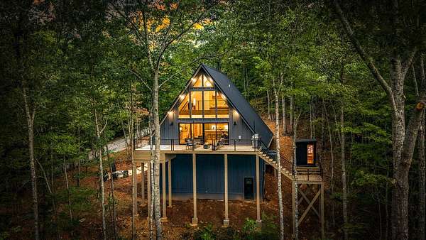 1.65 Acres of Land with Home for Sale in Blue Ridge, Georgia
