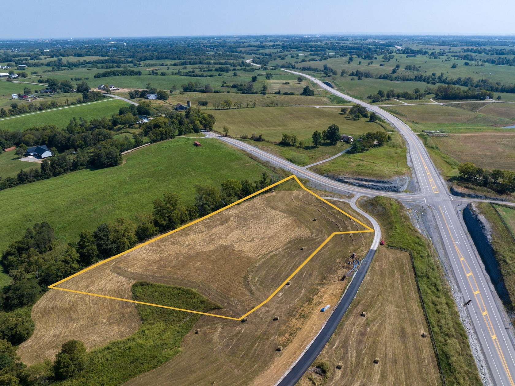 5 Acres of Residential Land for Sale in Richmond, Kentucky