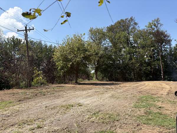 9.18 Acres of Residential Land for Auction in Buffalo Valley, Tennessee