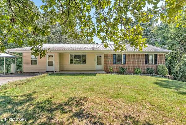 1.5 Acres of Land with Home for Sale in Decatur, Tennessee