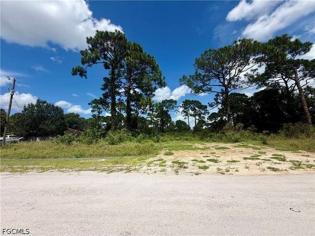 1.33 Acres of Residential Land for Sale in Clewiston, Florida
